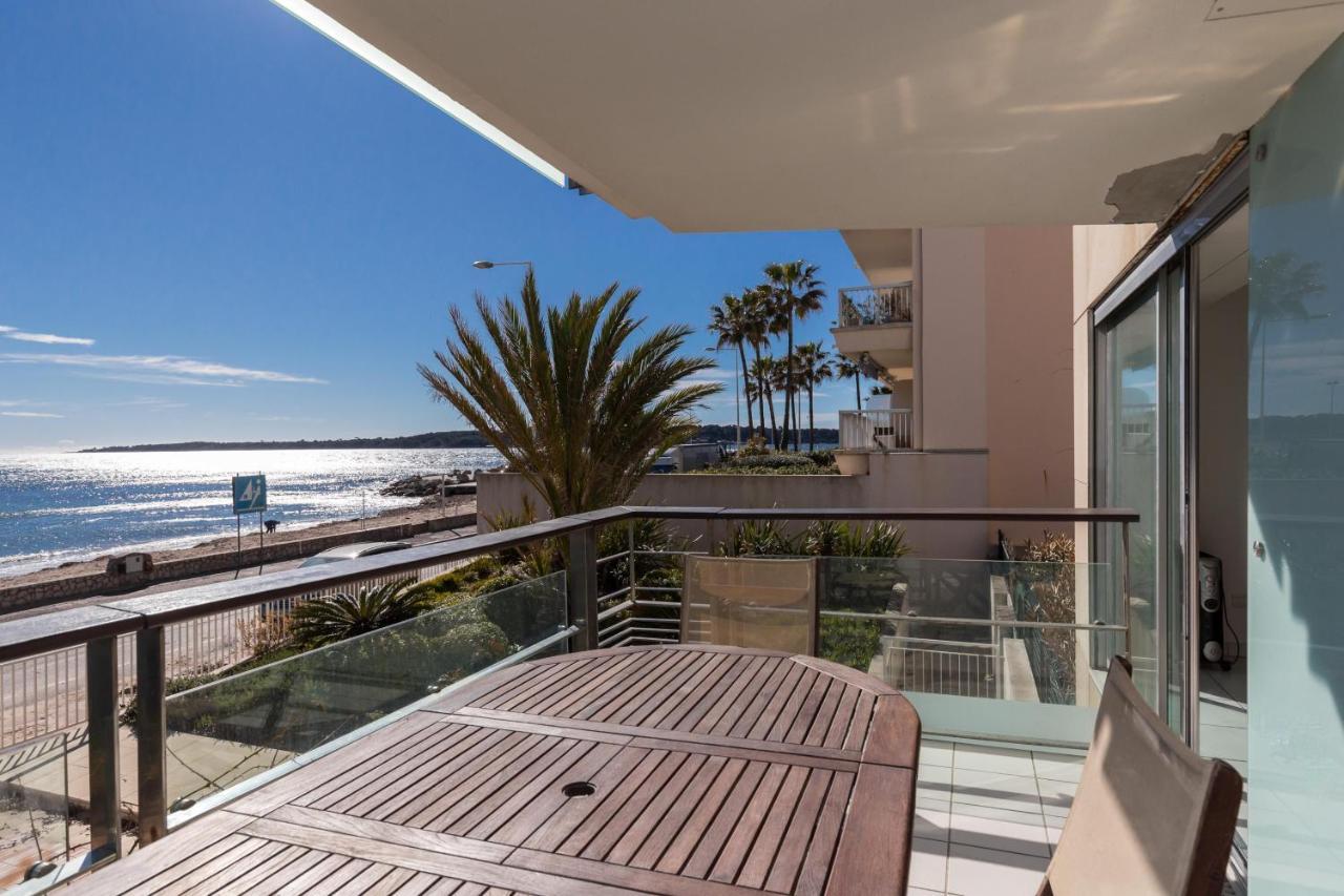 Bright Two Bedroomed Apartment On The Beach In Cannes With Huge Terrace With Fabulous Sea Views - 2001 Zewnętrze zdjęcie