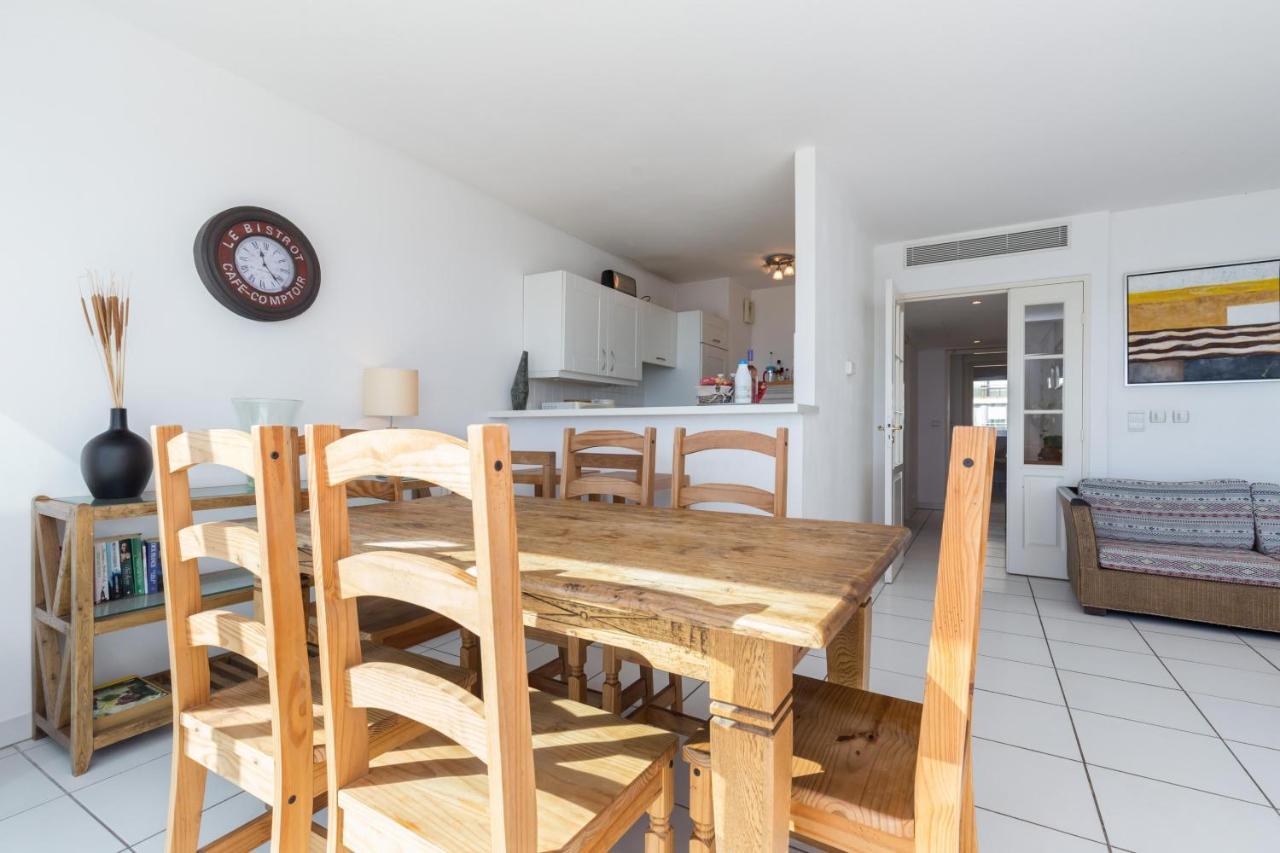 Bright Two Bedroomed Apartment On The Beach In Cannes With Huge Terrace With Fabulous Sea Views - 2001 Zewnętrze zdjęcie